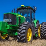 Tractor 6135J de 135 hp