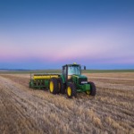 Tractor 6135J de 135 hp