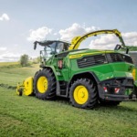 F8 600